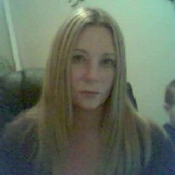 Meet your Posher, Stephanie - Picture 1 of 1